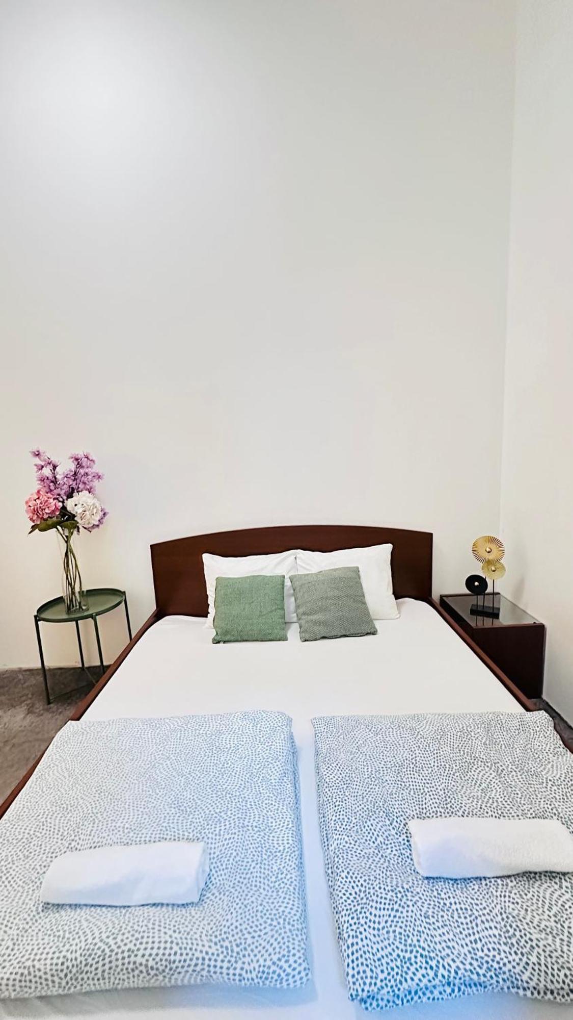 Sziv Apartment - Modern And Comfortable Budapest Exterior photo